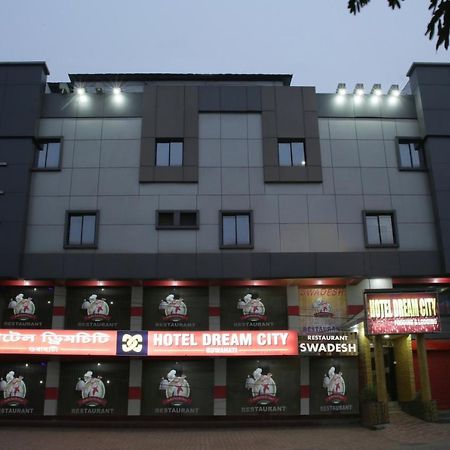 Hotel Dream City Guwahati Exteriör bild
