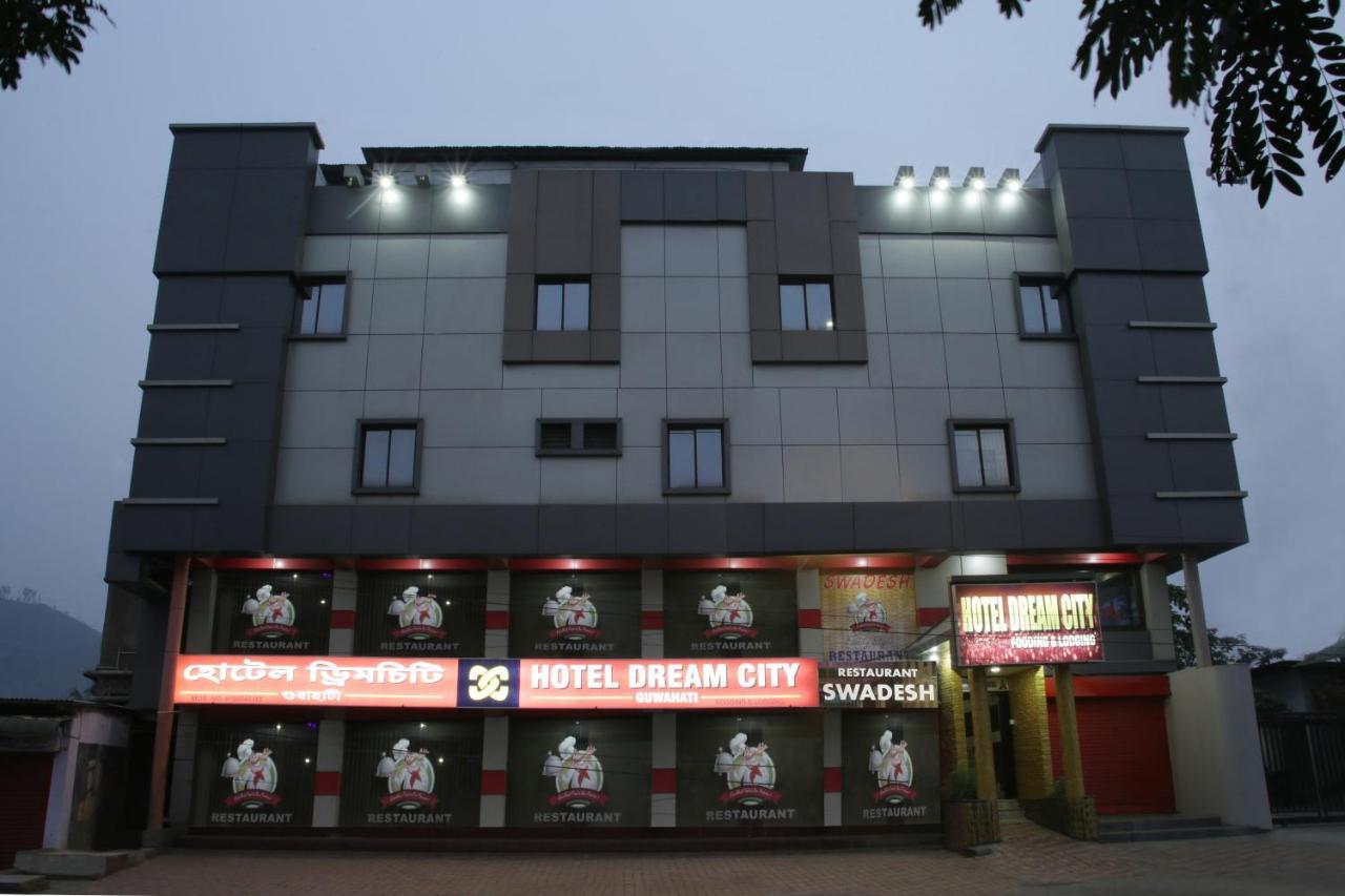 Hotel Dream City Guwahati Exteriör bild