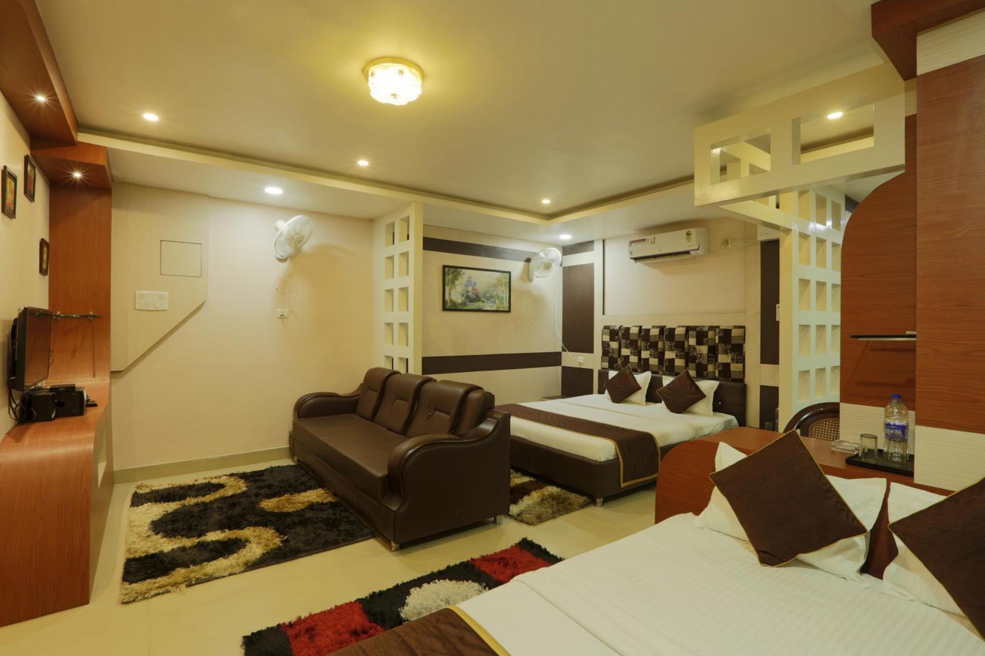 Hotel Dream City Guwahati Exteriör bild